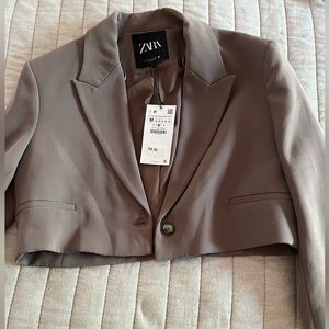 NWT Zara cropped Blazer Jacket. Greenish M